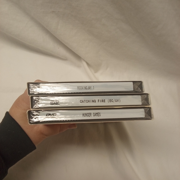 2/$35 The Hunger Games DVD set factory sealed - Picture 2 of 5